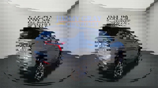 New 2026 Chevrolet Equinox LT w/ Convenience Package II image 3