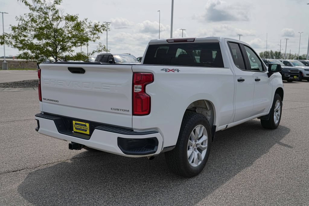 Used 2020 Chevrolet Silverado 1500 Custom w/ Trailering Package AWD/4WD image 6