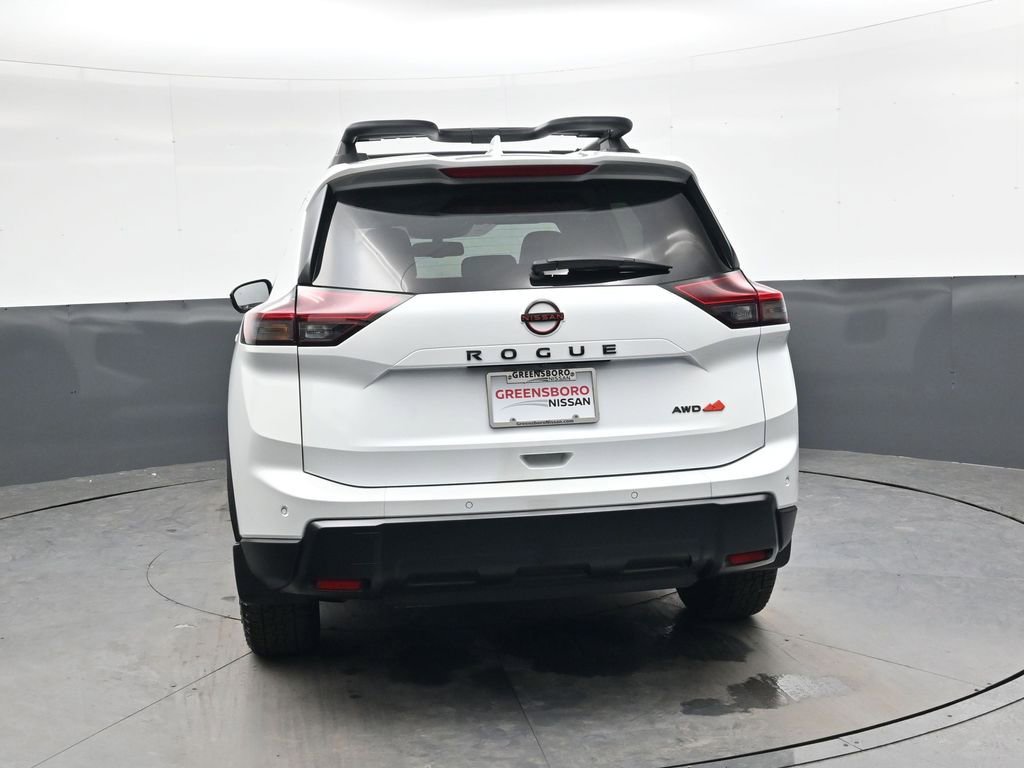 Used 2025 Nissan Rogue SV w/ Rock Creek Premium Package image 5
