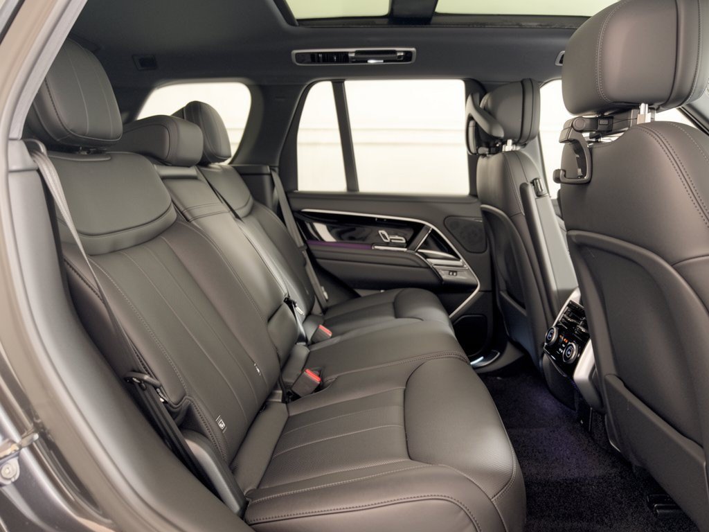 New 2026 Land Rover Range Rover SE AWD/4WD image 29