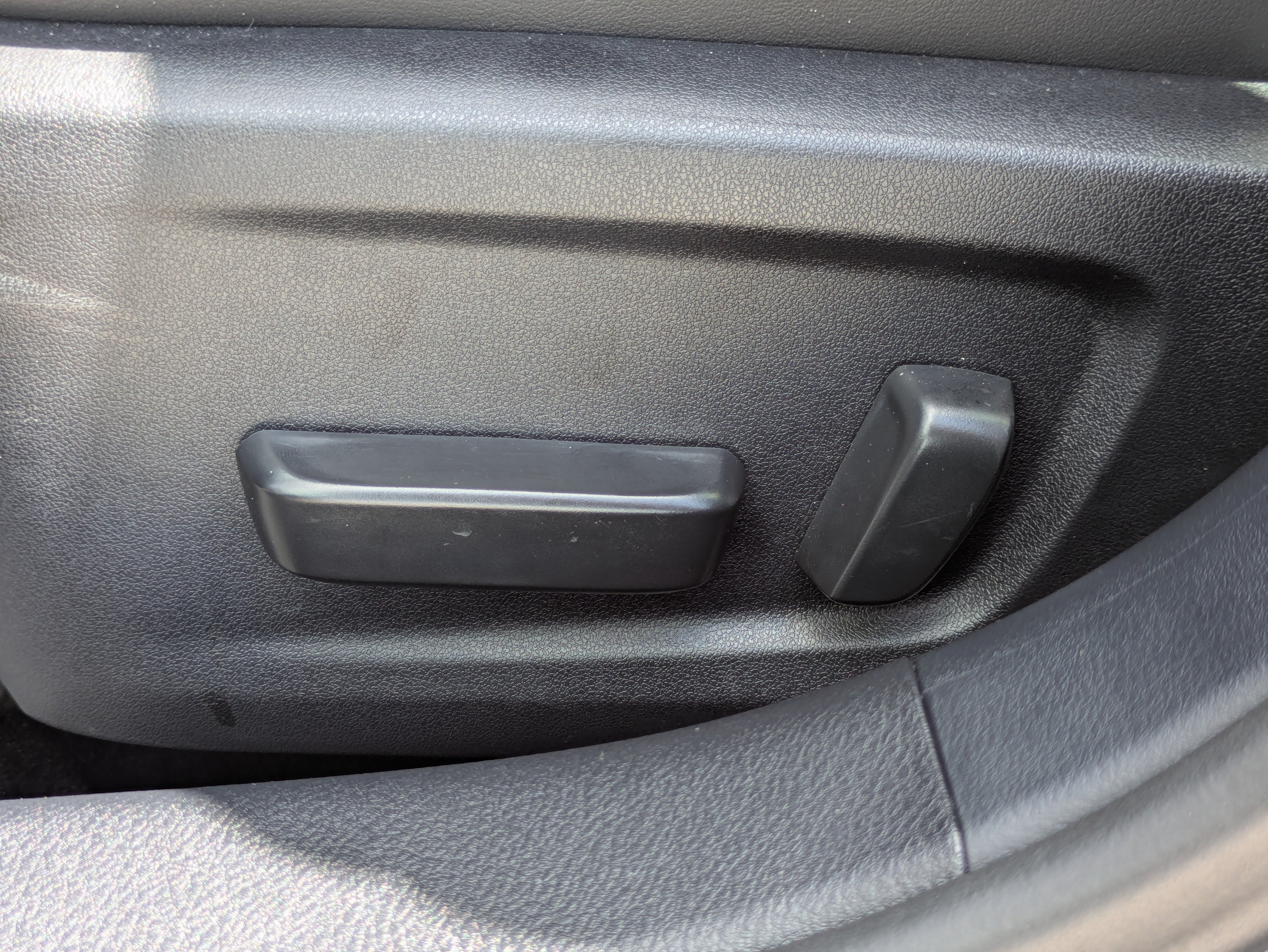 Used 2025 Lexus IS 350 F Sport w/ Accessory Package 2 RWD image 19