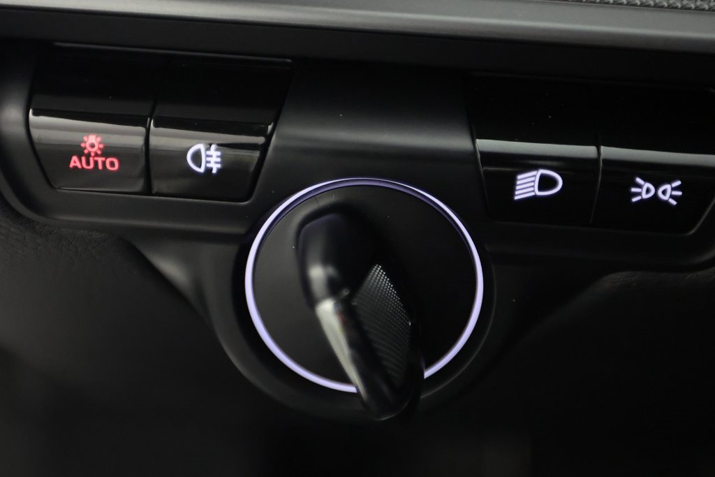 Used 2020 Porsche 911 Carrera image 25