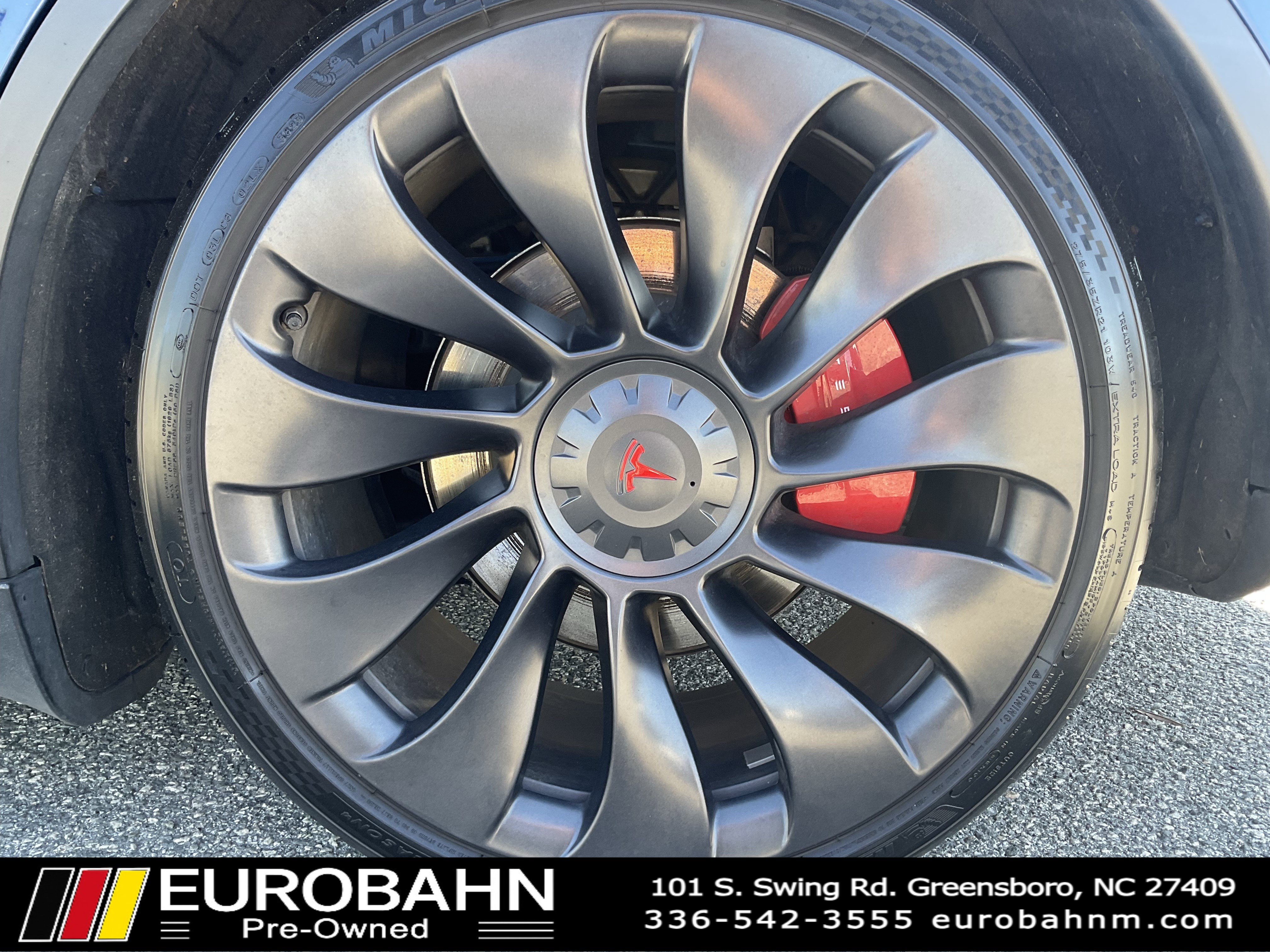 Used 2024 Tesla Model Y Performance image 34