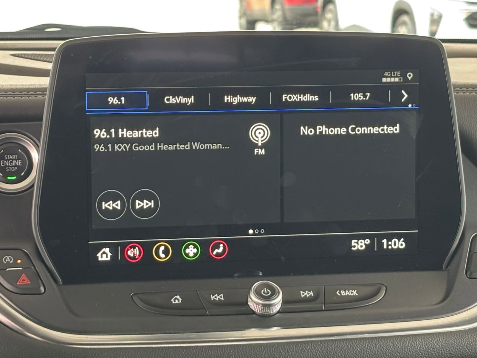Used 2025 Chevrolet Blazer LT FWD image 20