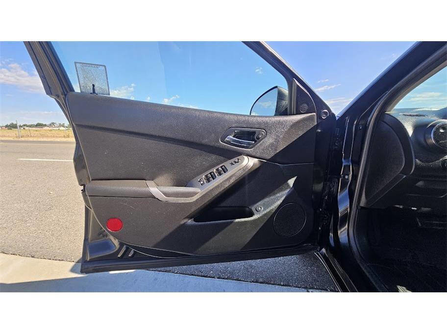 Used 2009 Pontiac G6 Sedan w/ Sport Package 1 image 23