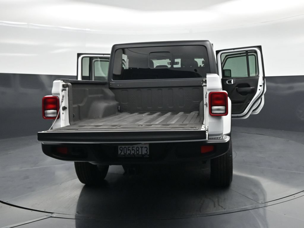Used 2023 Jeep Gladiator Sport AWD/4WD image 26