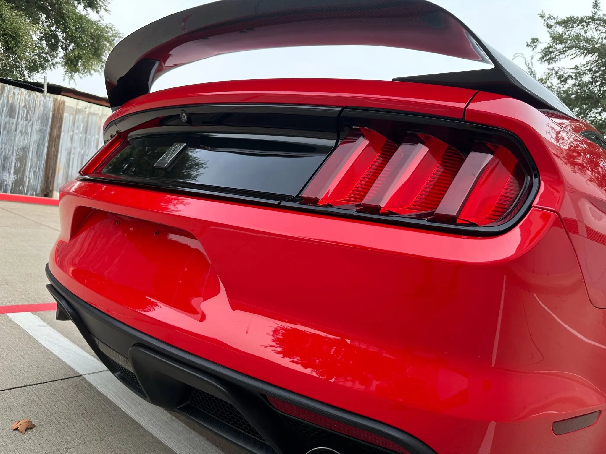 Used 2016 Ford Mustang Shelby GT350 w/ Technology Package image 15
