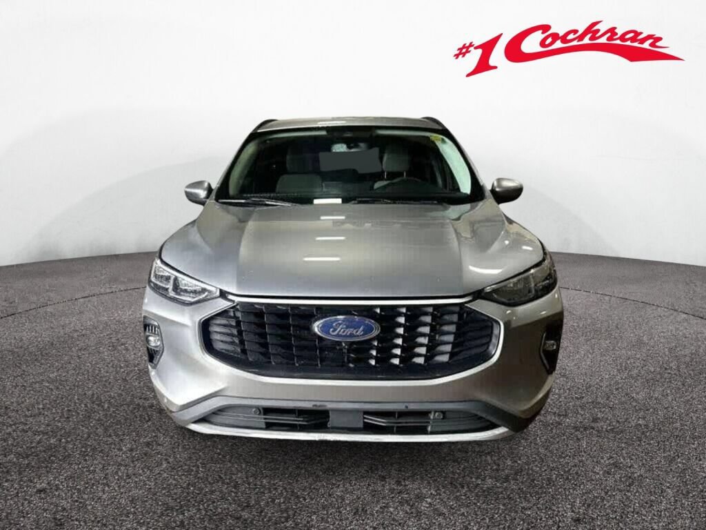 Used 2023 Ford Escape Platinum FWD image 29
