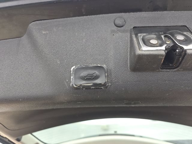 Used 2016 GMC Acadia SLE AWD/4WD image 35