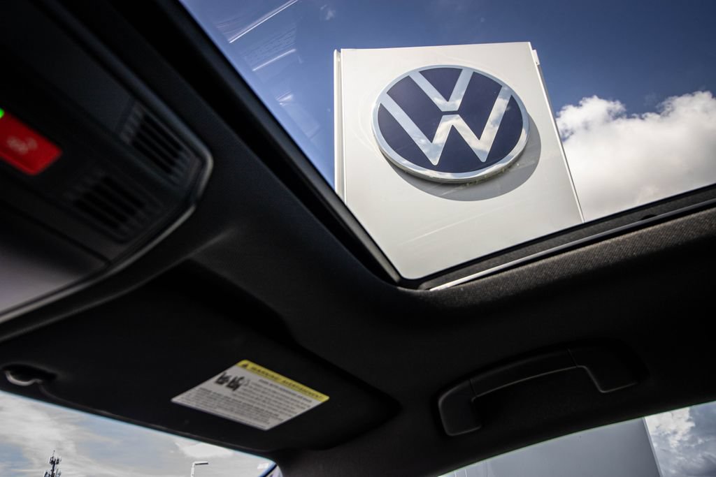 Used 2022 Volkswagen Jetta GLI Autobahn FWD image 43