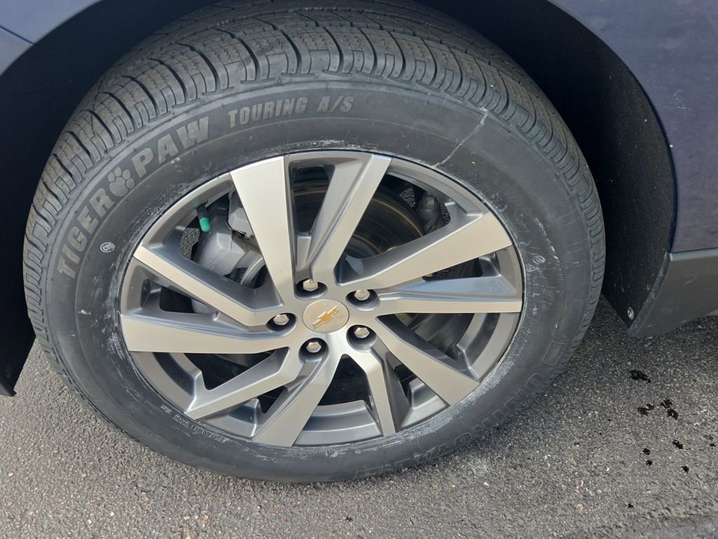 Certified 2023 Chevrolet Equinox Premier w/ LPO, Floor Liner Package image 31