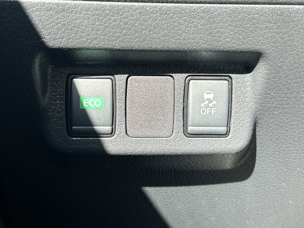 Used 2019 Nissan Sentra SV FWD image 21
