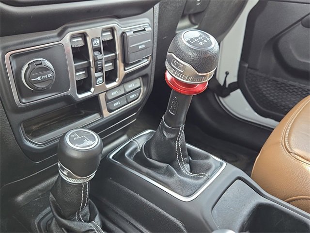 Used 2021 Jeep Wrangler Unlimited Sahara w/ Dual Top Group image 19