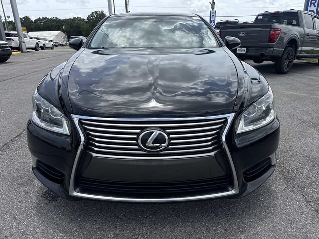 Used 2016 Lexus LS 460 L RWD image 2