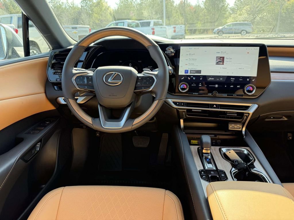 Used 2026 Lexus RX 350 w/ Convenience Package image 8