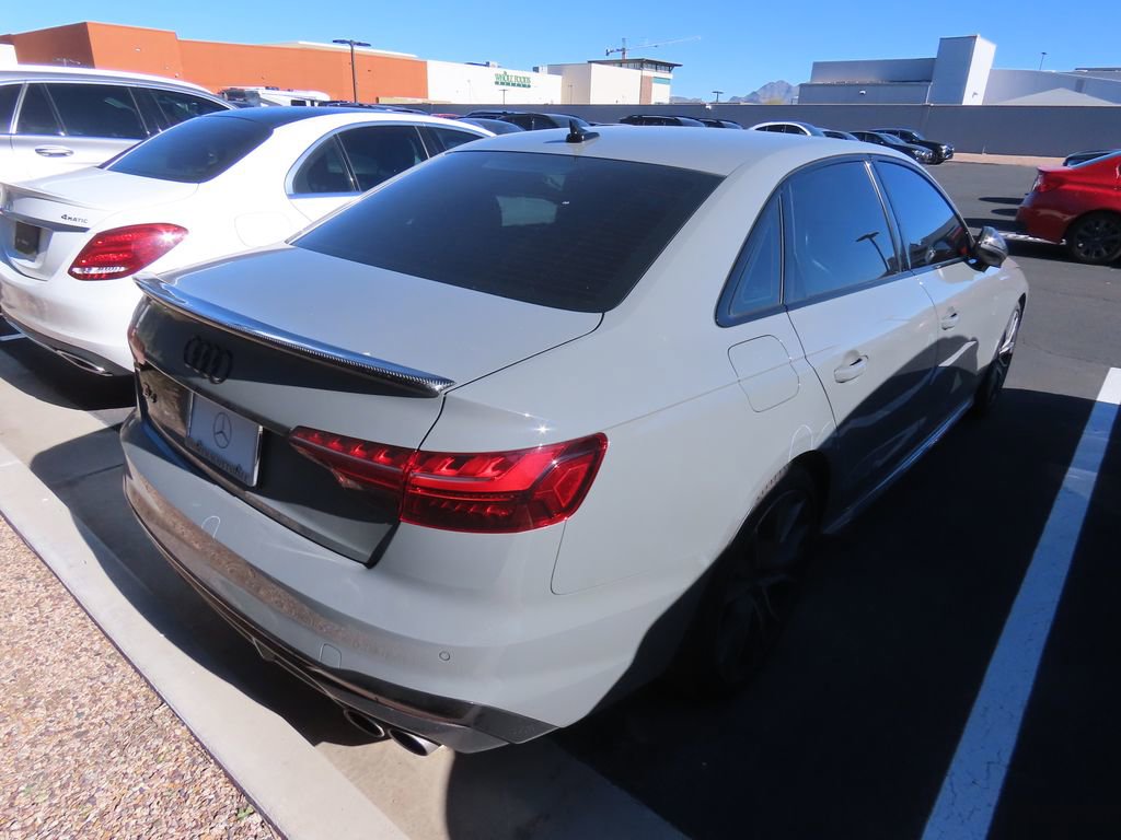 Used 2021 Audi S4 Premium Plus w/ Premium Plus Package image 4