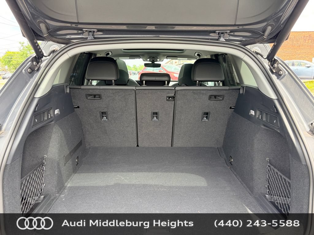 Certified 2025 Audi Q6 e-tron Premium Plus w/ Premium Plus AWD/4WD image 38
