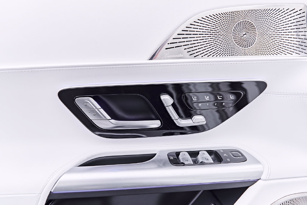 Used 2026 Mercedes-Benz Maybach SL 680 image 45