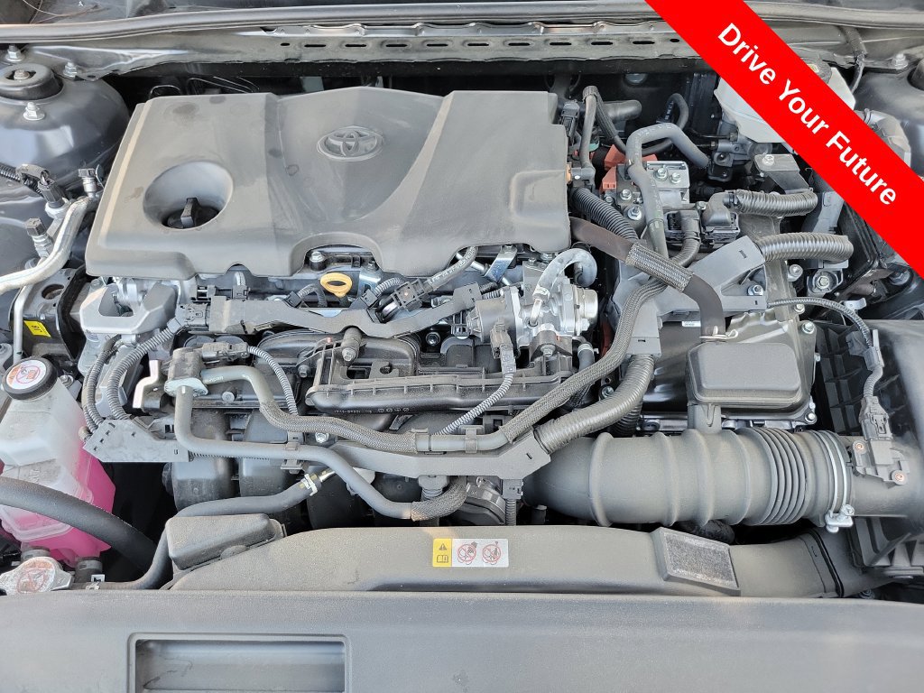 Used 2025 Toyota Camry SE w/ Convenience Package FWD image 30