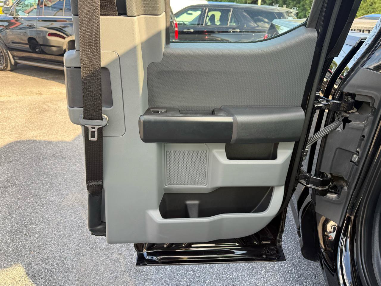 Used 2021 Ford F150 XL w/ Equipment Group 101A High RWD image 24