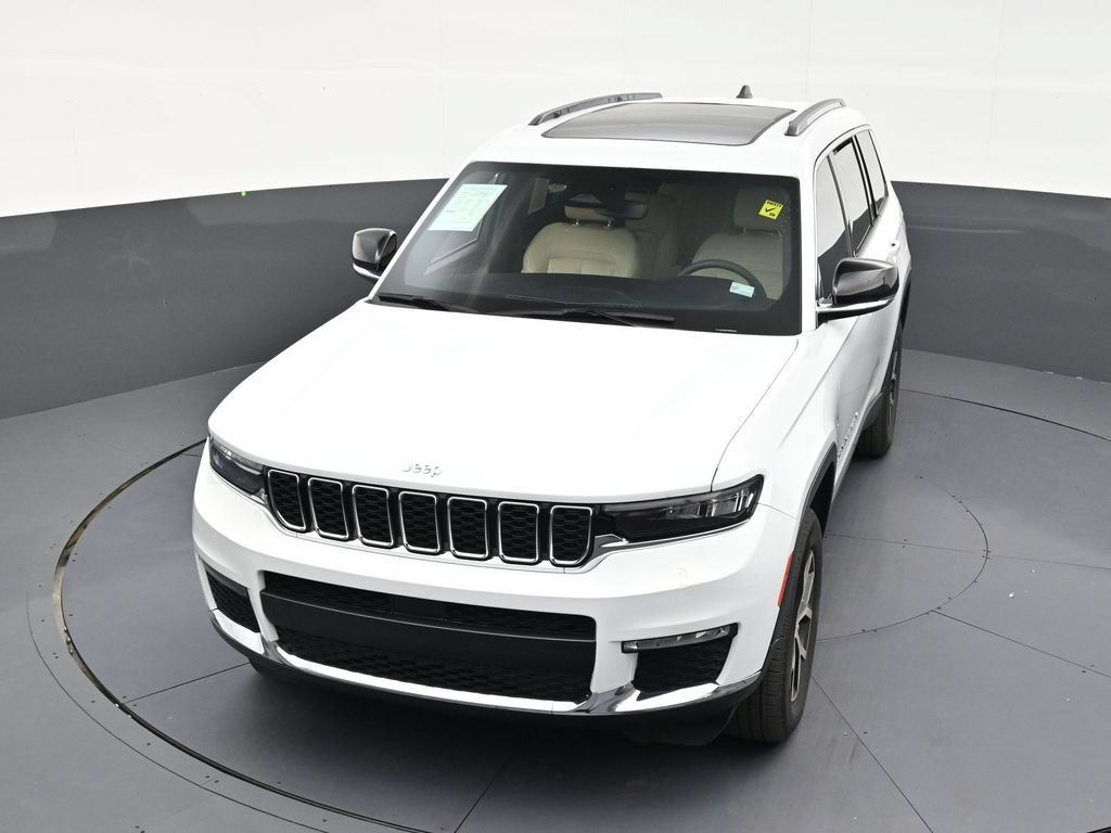 Used 2023 Jeep Grand Cherokee L Limited w/ Luxury Tech Group II AWD/4WD image 19