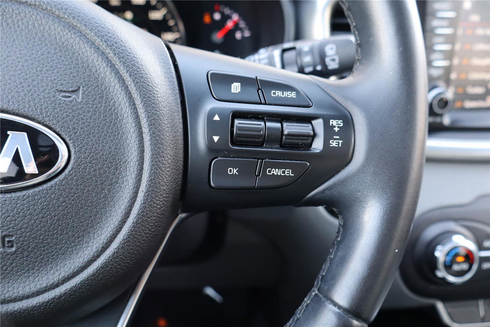 Used 2017 Kia Sorento SX image 17