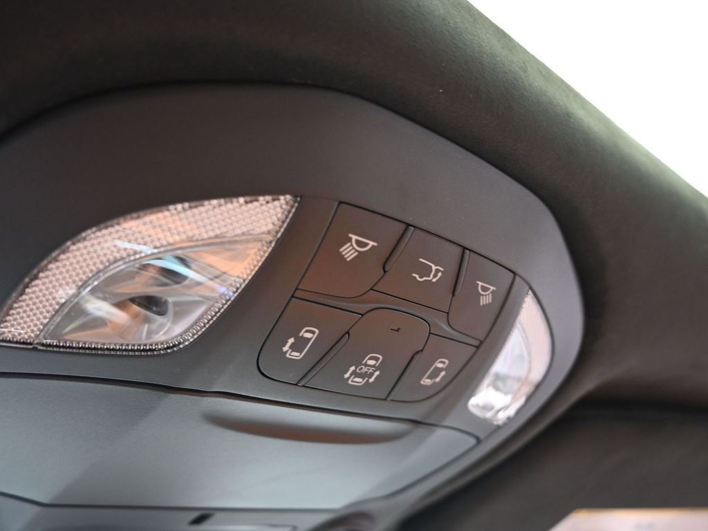 New 2026 Chrysler Pacifica Pinnacle image 25