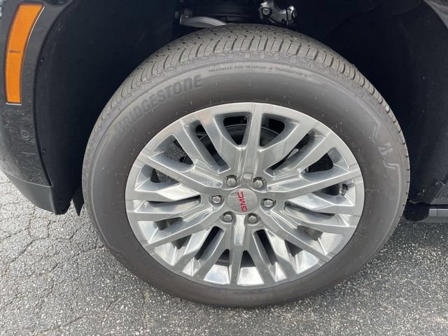 New 2026 GMC Yukon XL Denali w/ Sun & Power Step Package AWD/4WD image 10