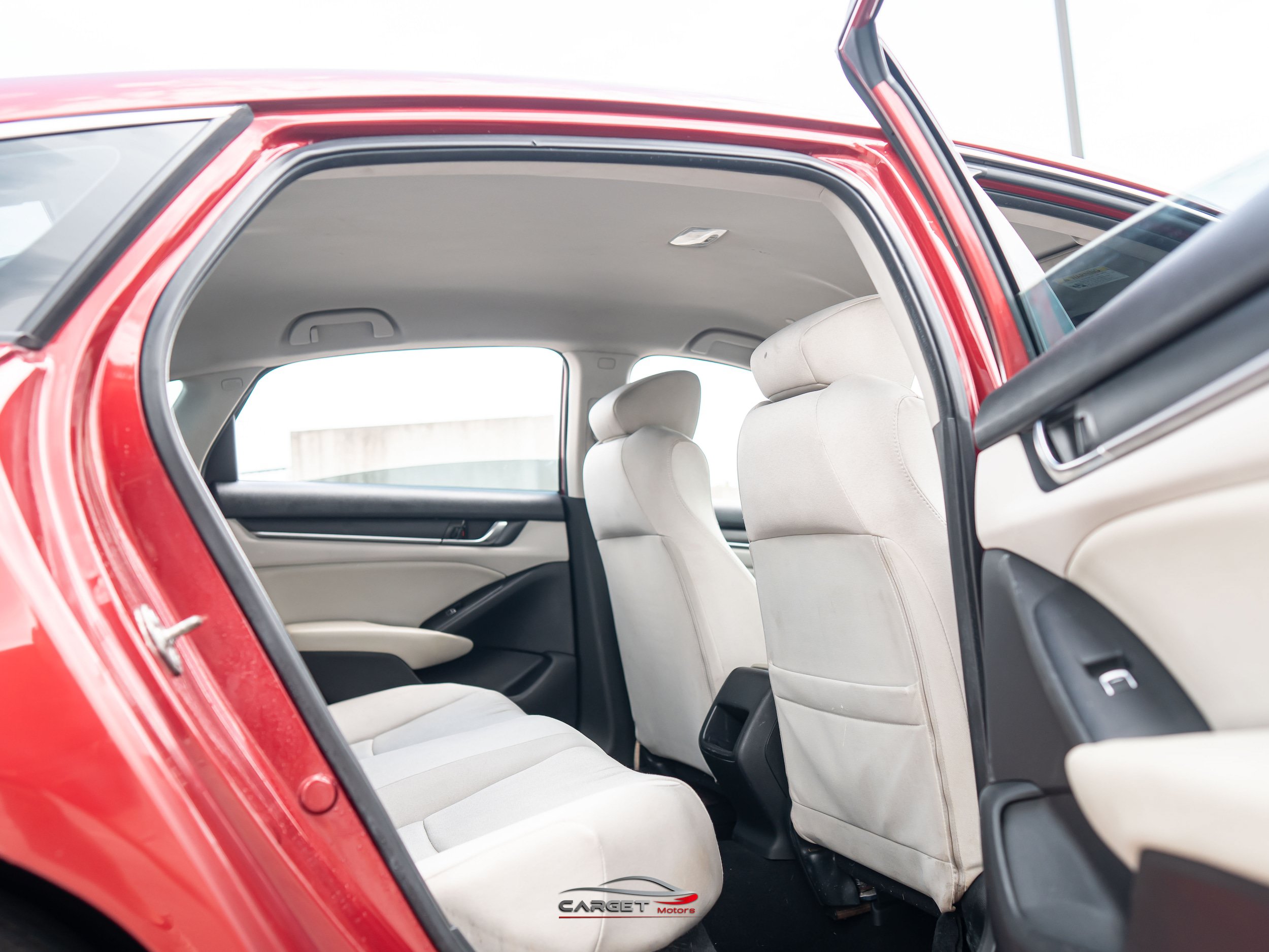 Used 2018 Honda Accord LX image 19
