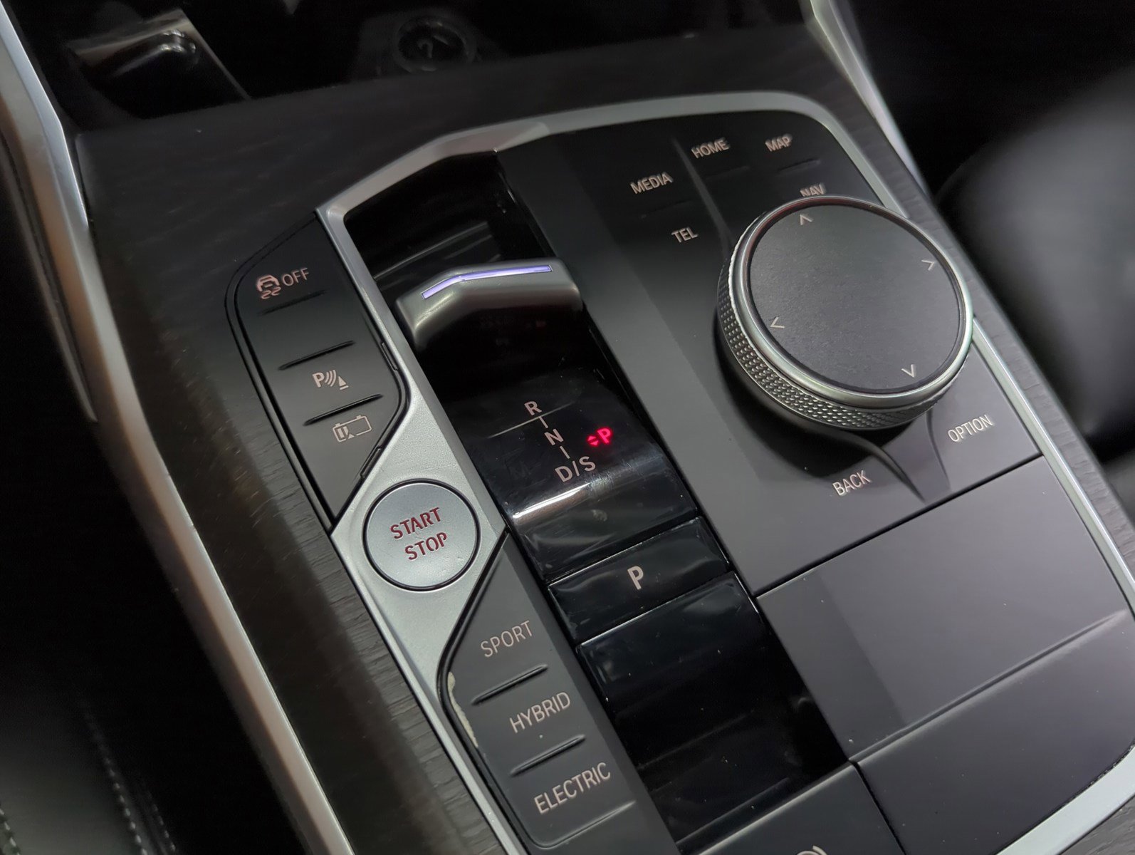 Used 2024 BMW 330e xDrive image 20