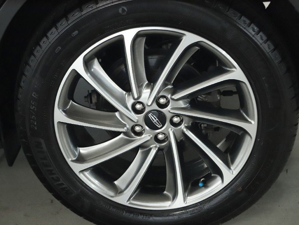 Certified 2024 Lincoln Corsair AWD w/ Equipment Group 101A image 37