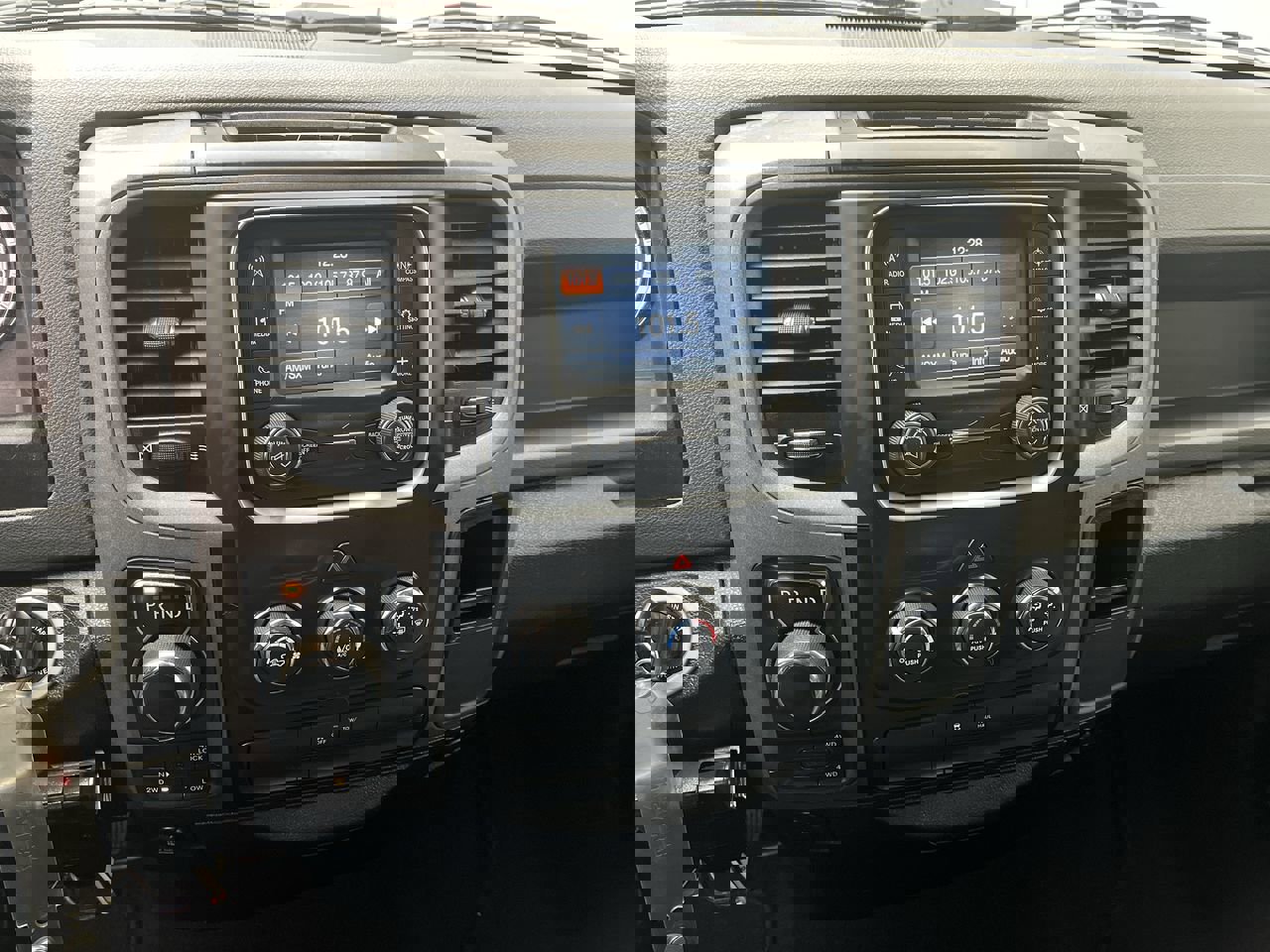 Used 2017 RAM 1500 Express image 15