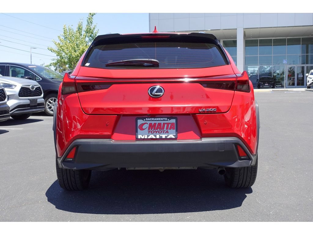 Used 2019 Lexus UX 200 w/ Premium Package FWD image 6