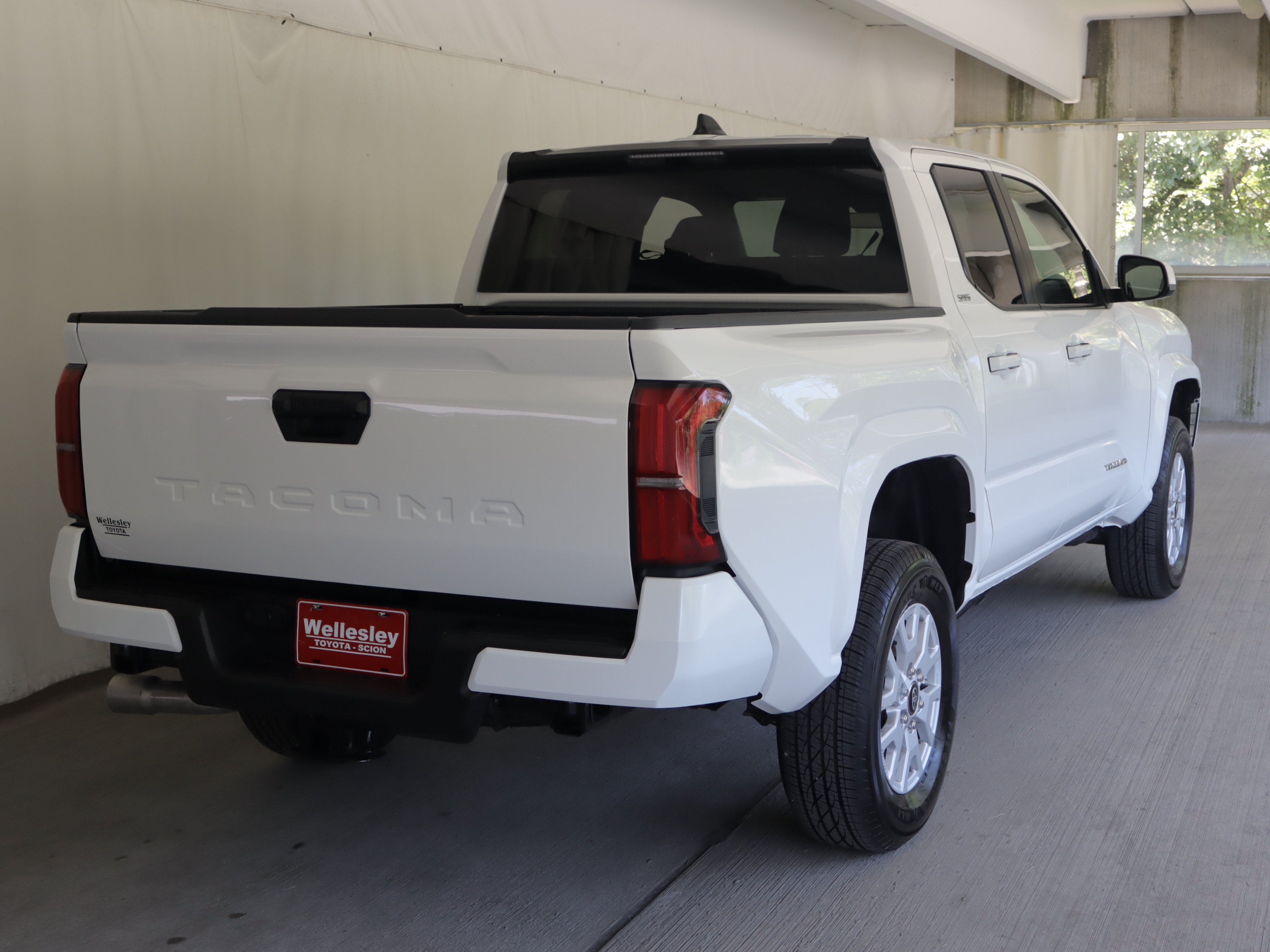 Used 2026 Toyota Tacoma SR5 RWD image 6