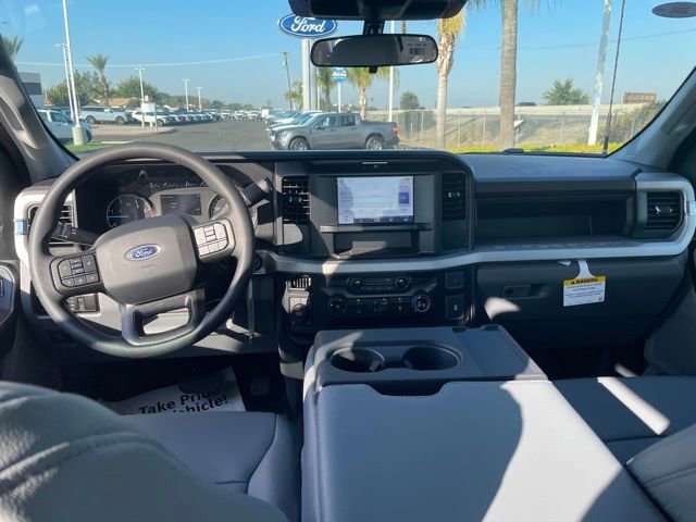 New 2026 Ford F250 XL w/ XL Chrome Package image 21
