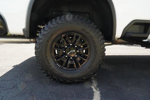 Used 2026 Chevrolet Silverado 2500 ZR2 AWD/4WD image 39