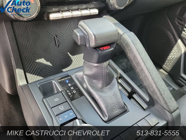 Used 2024 Toyota Tacoma TRD Off-Road AWD/4WD image 18