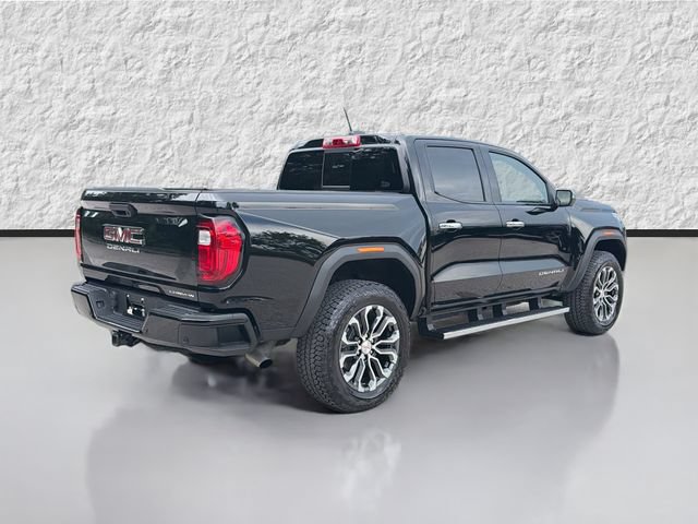 Used 2025 GMC Canyon Denali AWD/4WD image 3