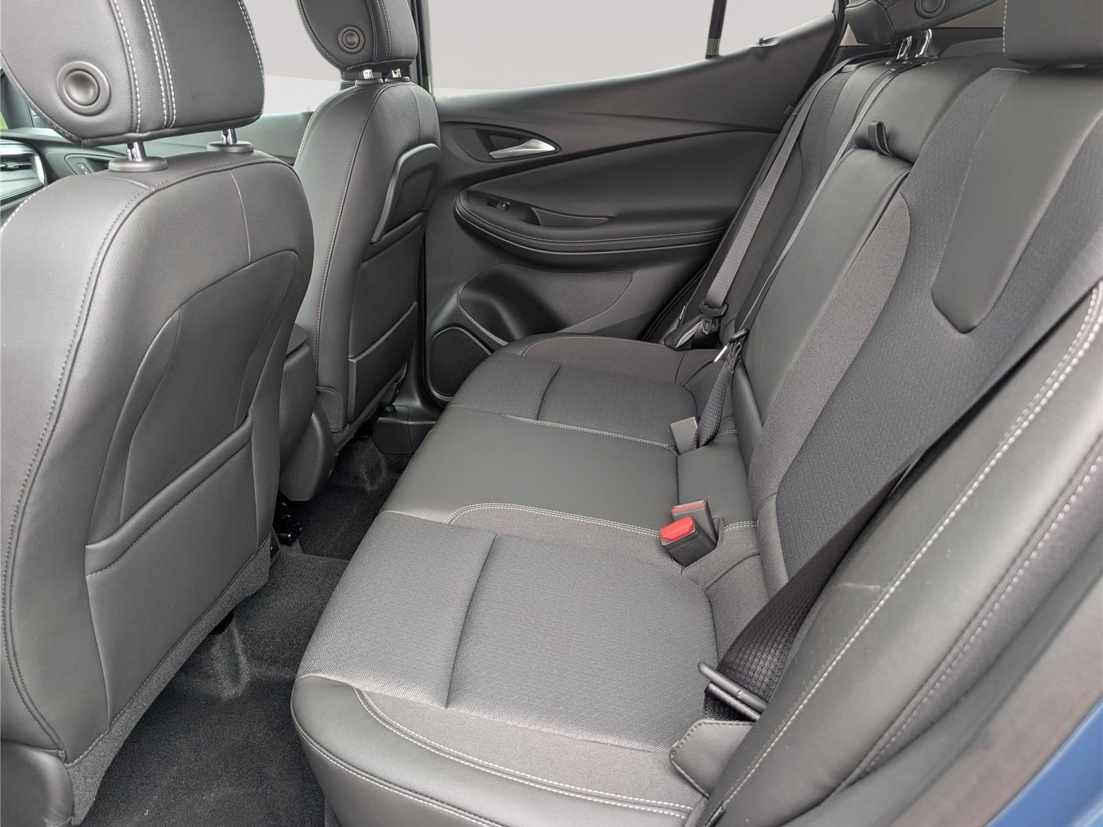 New 2026 Buick Encore GX Preferred w/ Comfort Package AWD/4WD image 10