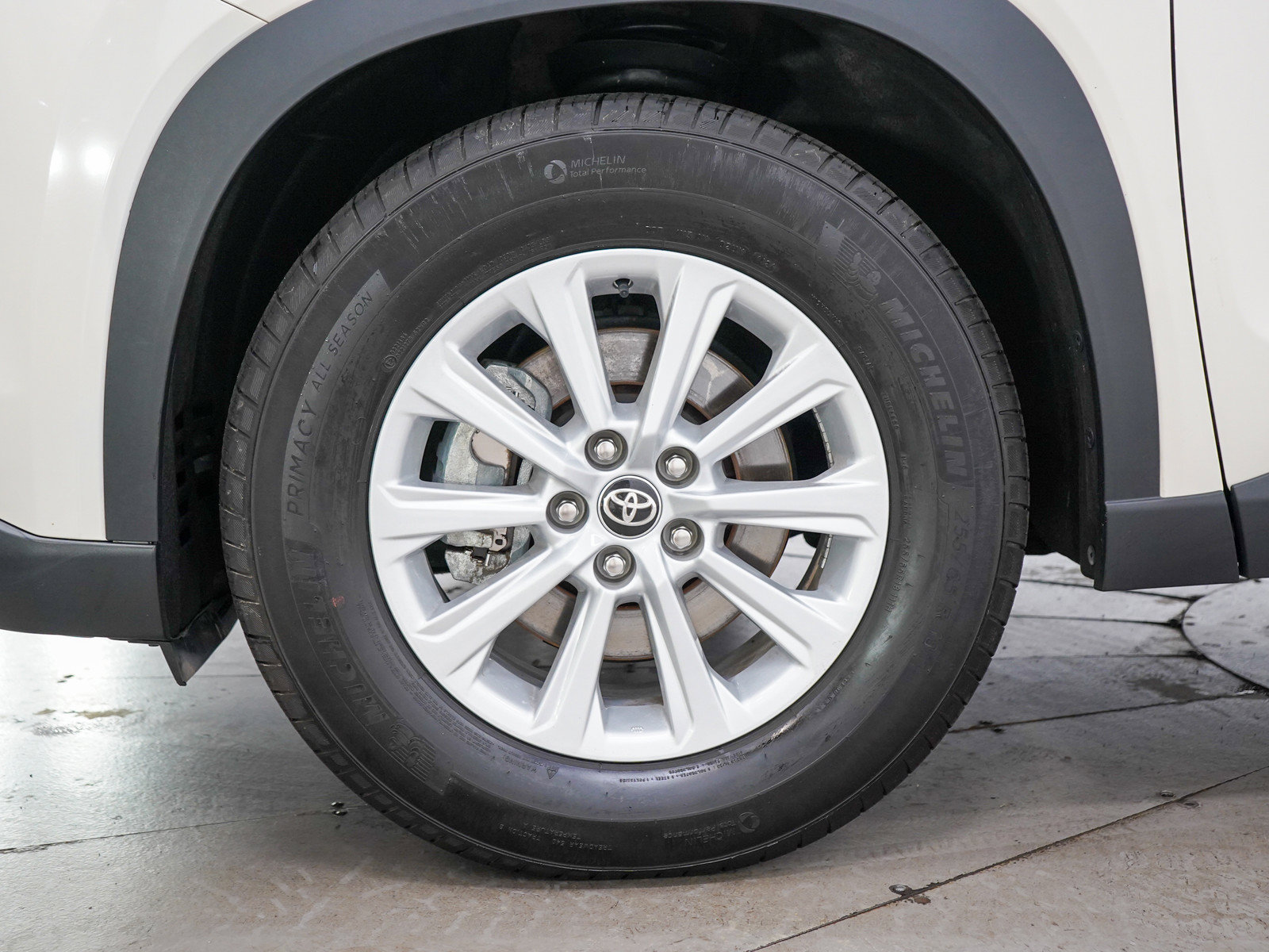 Used 2024 Toyota Grand Highlander AWD image 34