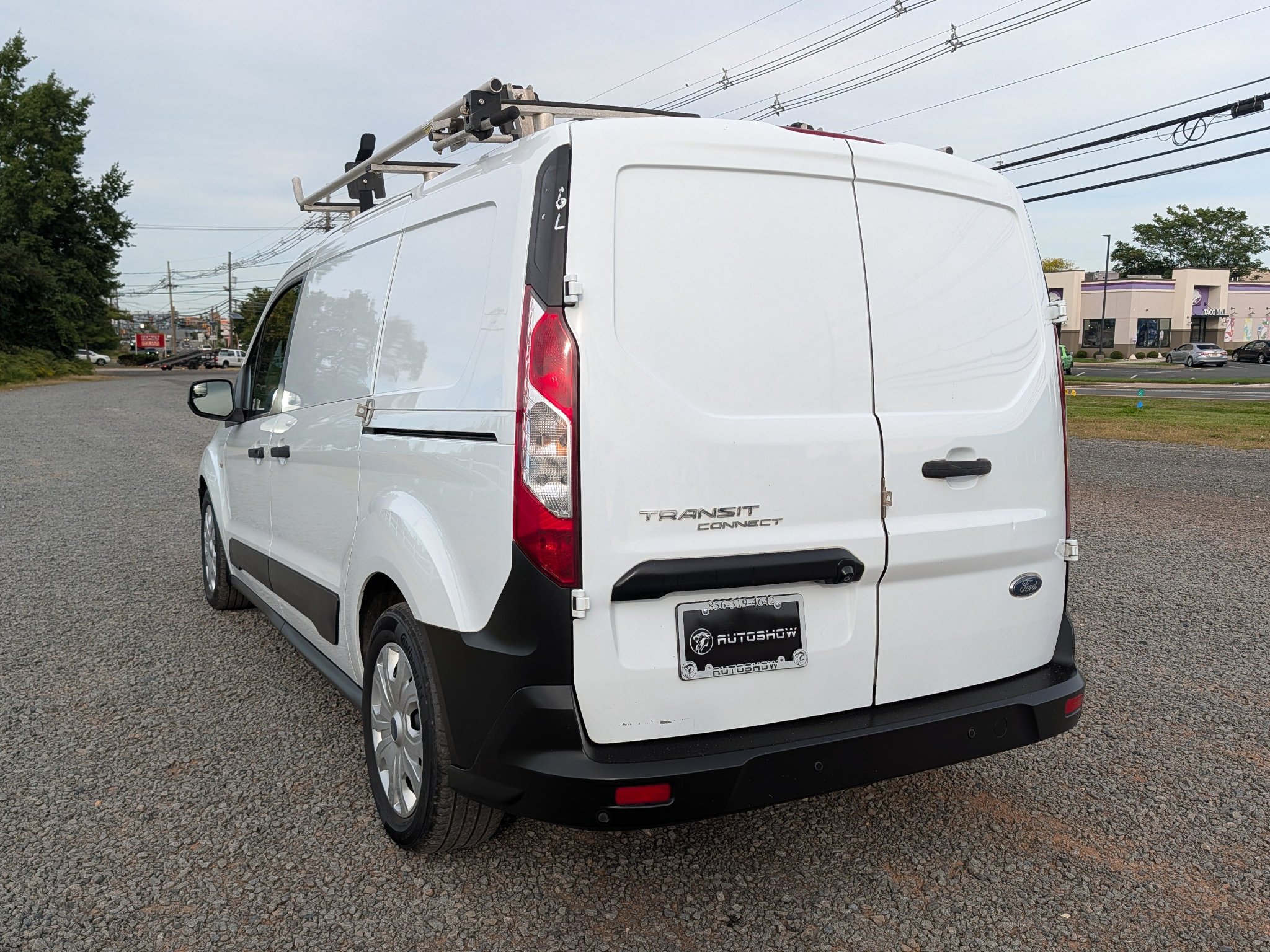 Used 2020 Ford Transit Connect XL FWD image 8