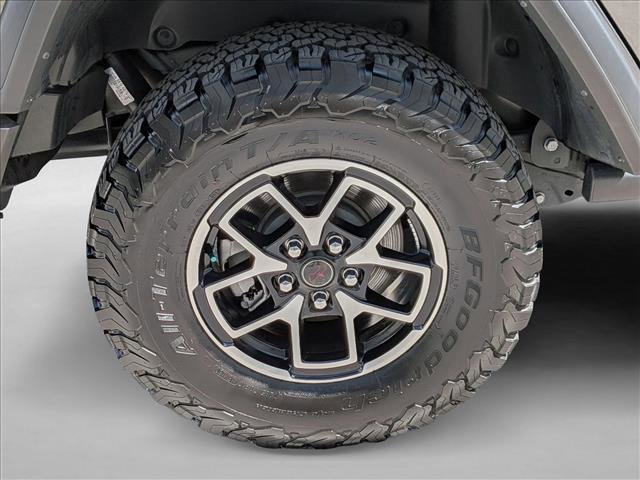 Used 2024 Jeep Wrangler Unlimited Rubicon w/ Technology Group image 24