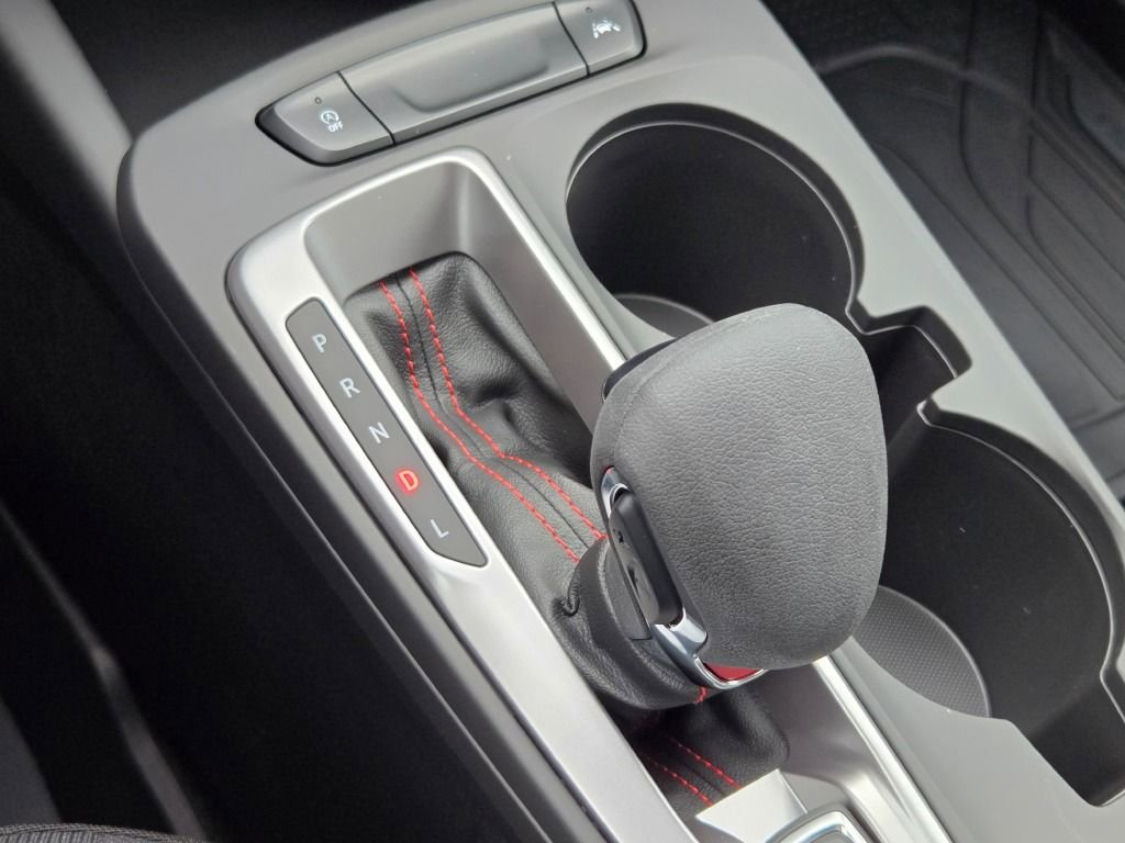 New 2026 Chevrolet Trax RS w/ Sunroof Package image 23