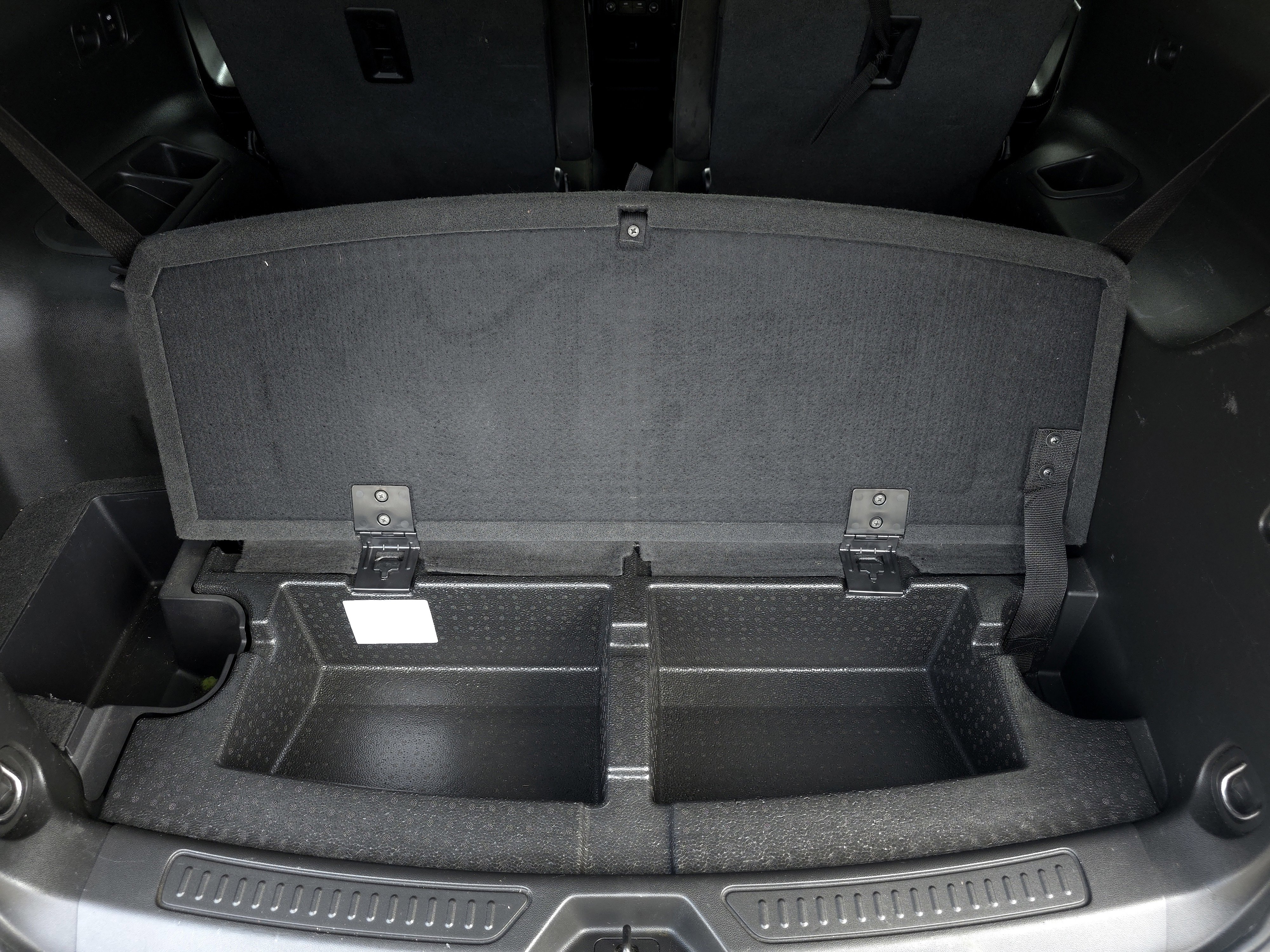 Used 2019 GMC Acadia SLE image 32