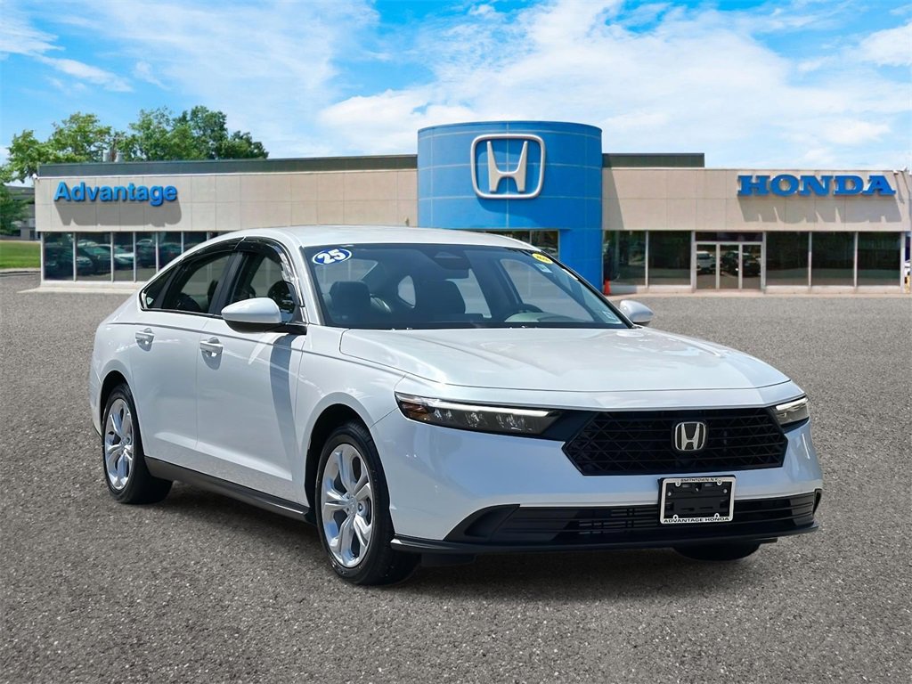 Certified 2025 Honda Accord LX image 1