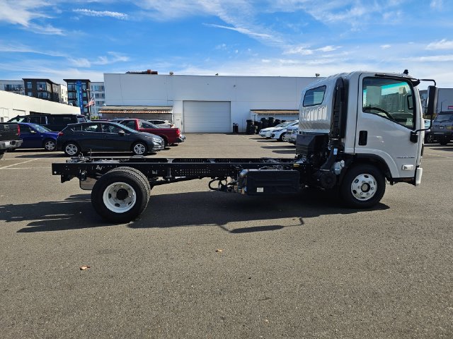 New 2025 Chevrolet Low Cab Forward 4500 XD RWD image 3