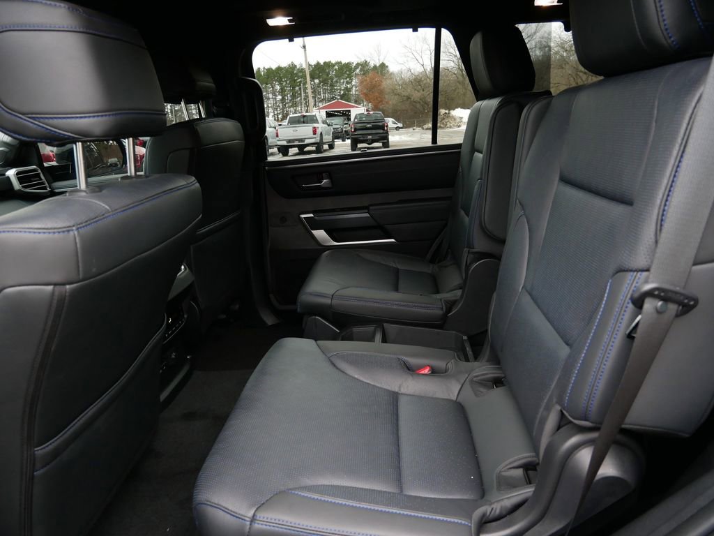 Used 2025 Toyota Sequoia Platinum AWD/4WD image 11