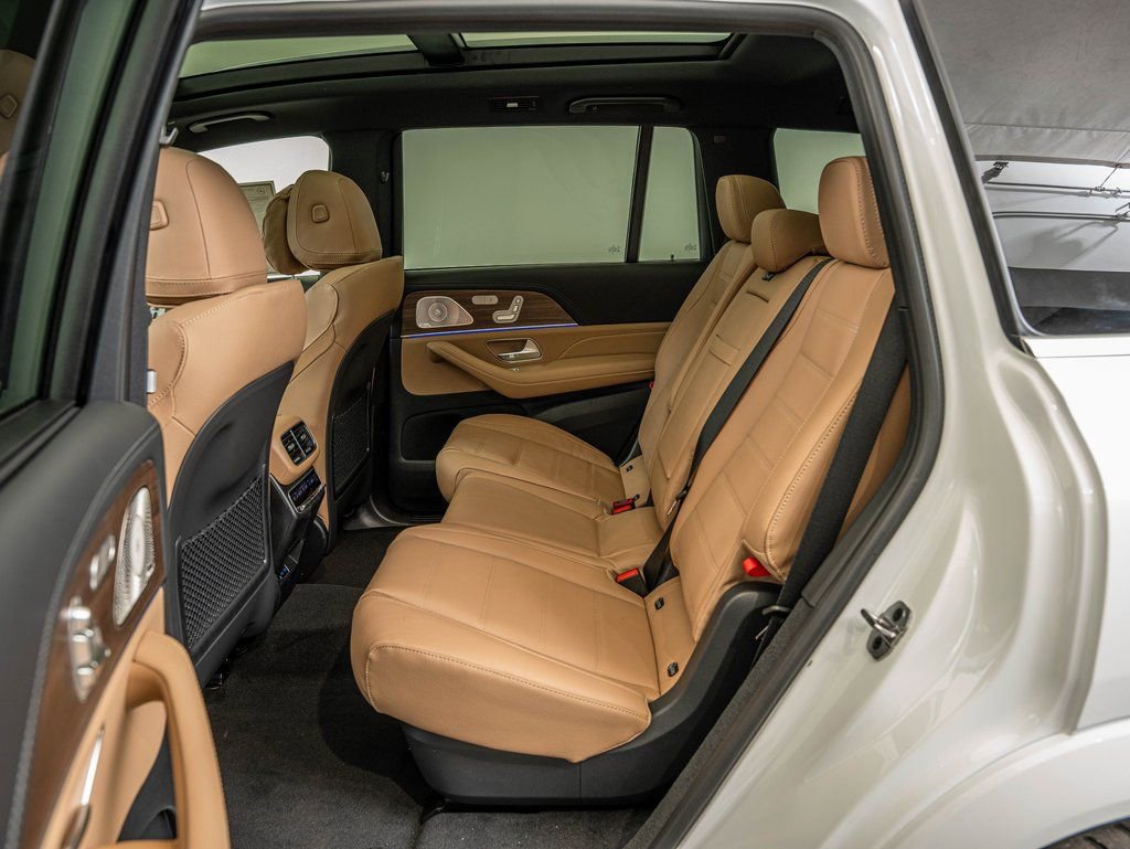 New 2026 Mercedes-Benz GLS 580 4MATIC image 34