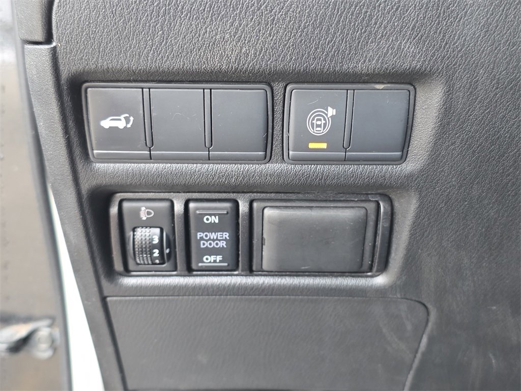 Used 2018 Nissan Armada SL w/ Premium Package image 27