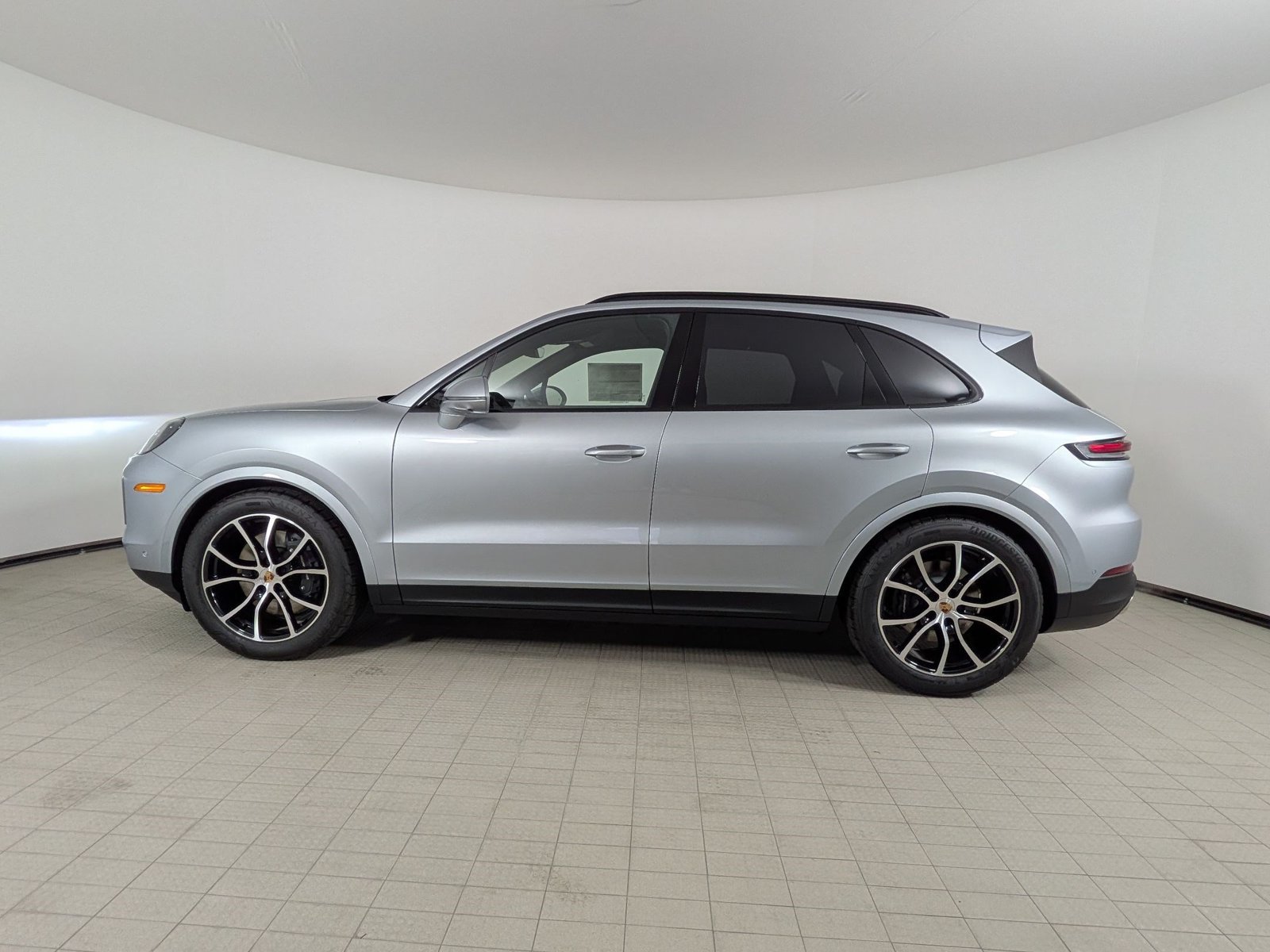 New 2026 Porsche Cayenne AWD/4WD image 2